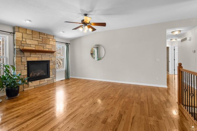 1044 Highland Ridge Drive, Manhattan, KS 66503