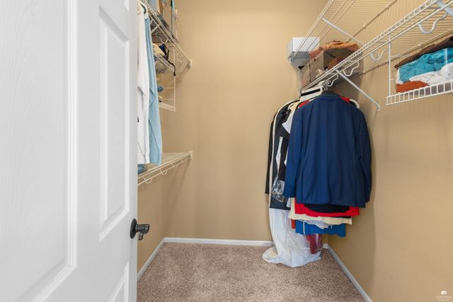 1044 Highland Ridge Drive, Manhattan, KS 66503