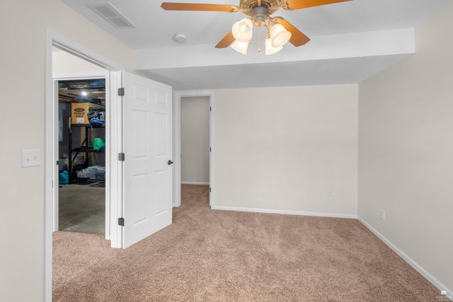 1044 Highland Ridge Drive, Manhattan, KS 66503