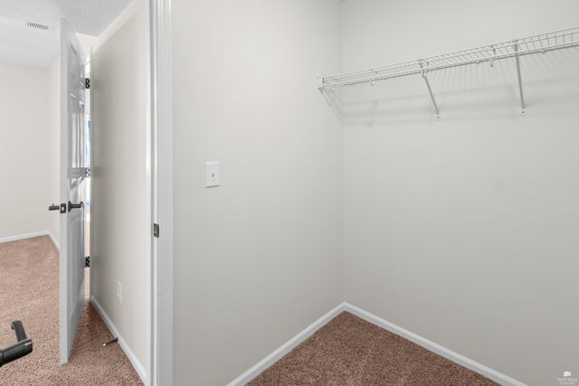 1044 Highland Ridge Drive, Manhattan, KS 66503