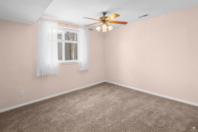 1044 Highland Ridge Drive, Manhattan, KS 66503