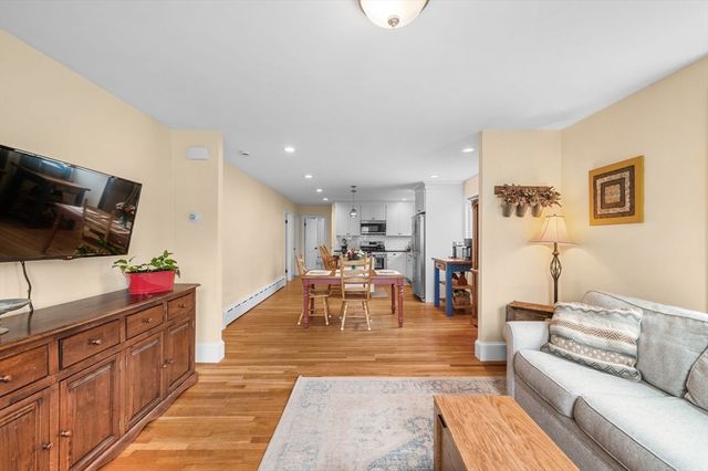 3 Preston Rd 1, Salem, MA 01970
