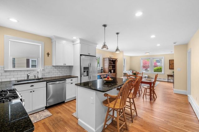3 Preston Rd 1, Salem, MA 01970