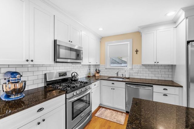 3 Preston Rd 1, Salem, MA 01970