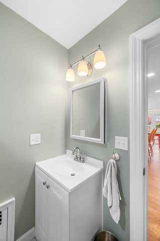 3 Preston Rd 1, Salem, MA 01970