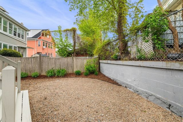 3 Preston Rd 1, Salem, MA 01970