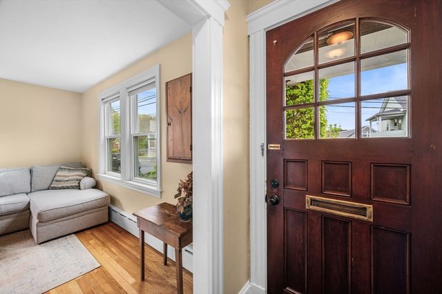 3 Preston Rd 1, Salem, MA 01970