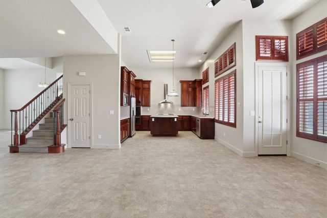 3216 Allan Adale Drive, Modesto, CA 95355