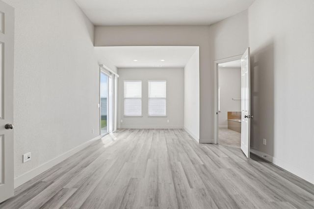 3216 Allan Adale Drive, Modesto, CA 95355