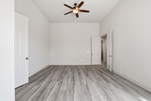 3216 Allan Adale Drive, Modesto, CA 95355