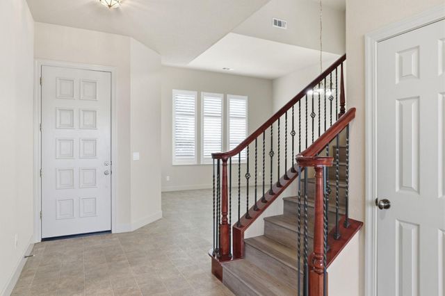 3216 Allan Adale Drive, Modesto, CA 95355