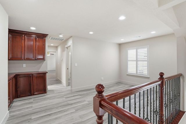 3216 Allan Adale Drive, Modesto, CA 95355