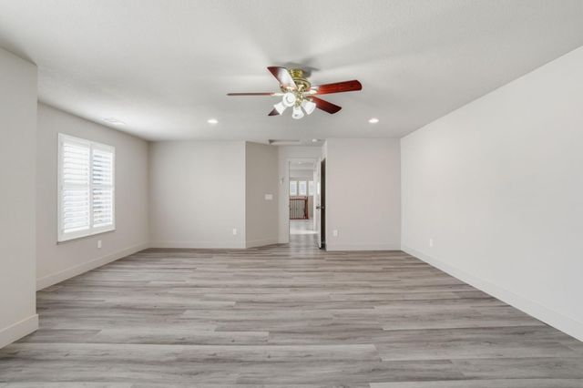 3216 Allan Adale Drive, Modesto, CA 95355