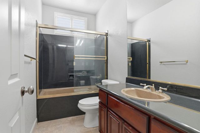 3216 Allan Adale Drive, Modesto, CA 95355