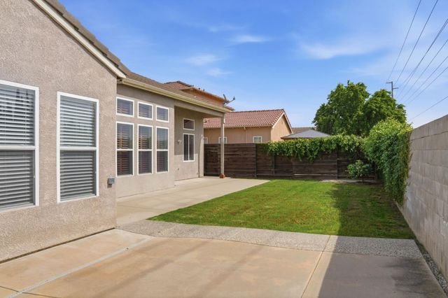 3216 Allan Adale Drive, Modesto, CA 95355