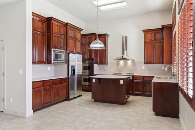 3216 Allan Adale Drive, Modesto, CA 95355