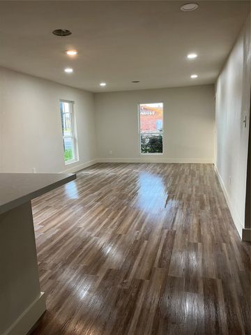 2629 W Main Street 1BD, Baytown, TX 77520