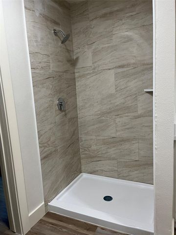 2629 W Main Street 1BD, Baytown, TX 77520