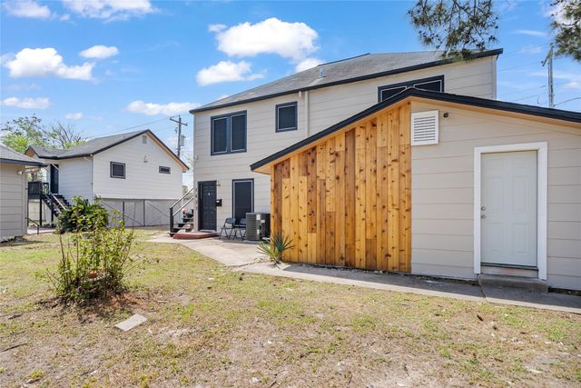 2629 W Main Street 1BD, Baytown, TX 77520