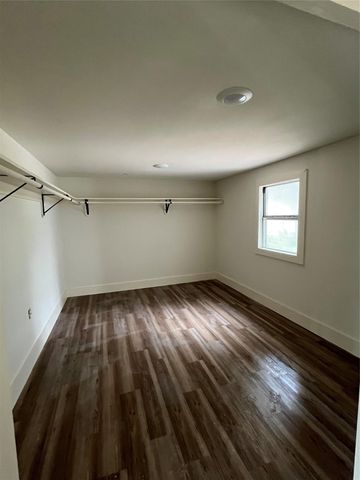 2629 W Main Street 1BD, Baytown, TX 77520