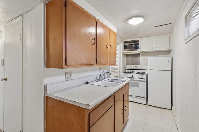 1147 36th Street, Des Moines, IA 50311