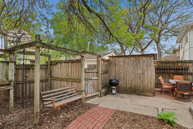 1147 36th Street, Des Moines, IA 50311