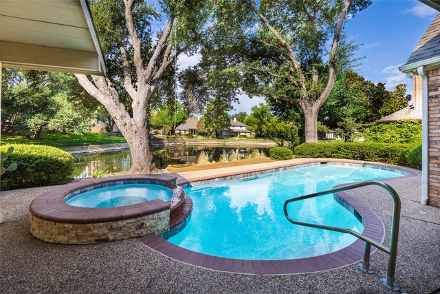 926 Laguna Drive, Coppell, TX 75019