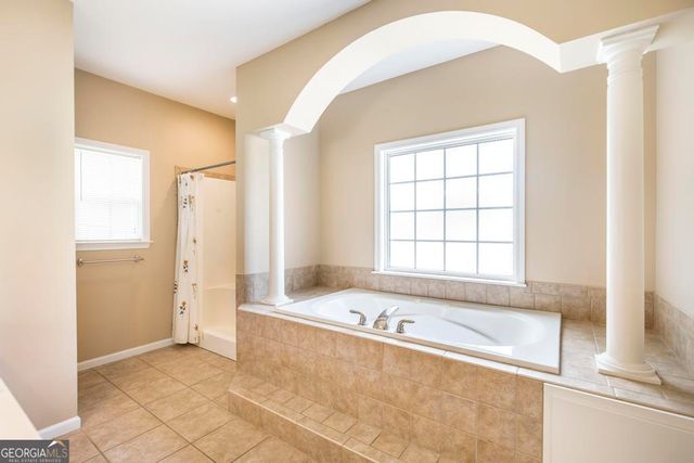132 Hidden Creek Circle, Lizella, GA 31052