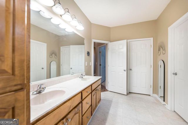 132 Hidden Creek Circle, Lizella, GA 31052