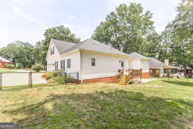 132 Hidden Creek Circle, Lizella, GA 31052
