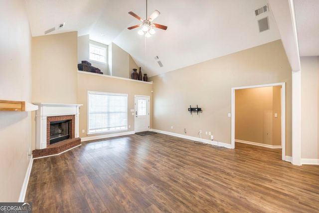 132 Hidden Creek Circle, Lizella, GA 31052
