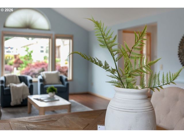 16106 Sw REFECTORY Pl, Portland, OR 97224