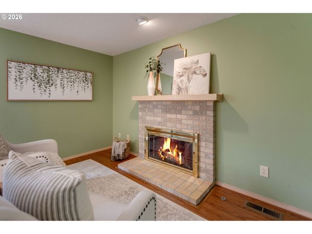 16106 Sw REFECTORY Pl, Portland, OR 97224