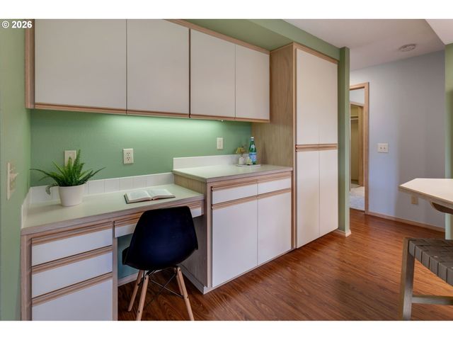 16106 Sw REFECTORY Pl, Portland, OR 97224