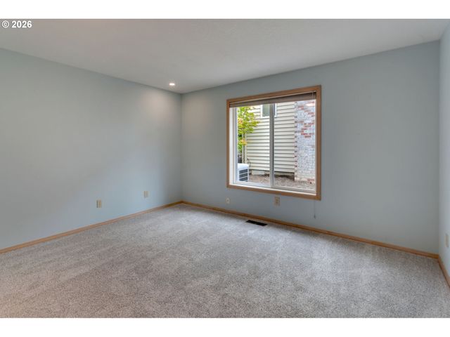 16106 Sw REFECTORY Pl, Portland, OR 97224