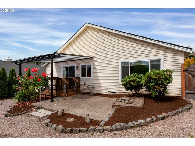 16106 Sw REFECTORY Pl, Portland, OR 97224