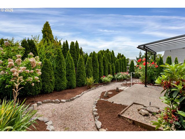 16106 Sw REFECTORY Pl, Portland, OR 97224