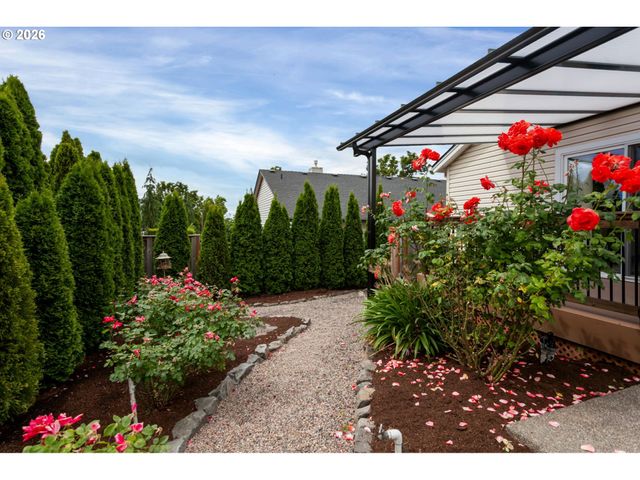 16106 Sw REFECTORY Pl, Portland, OR 97224