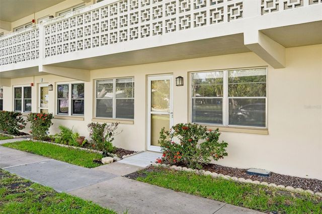 8101 11TH STREET N 125, St Petersburg, FL 33702