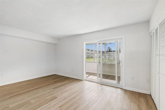 8101 11TH STREET N 125, St Petersburg, FL 33702