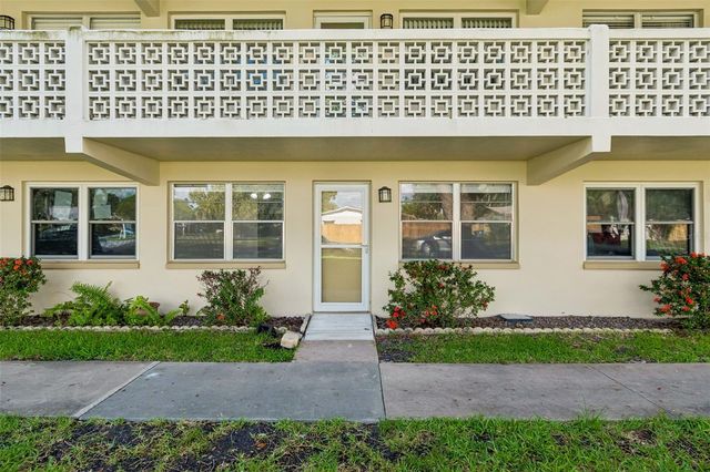 8101 11TH STREET N 125, St Petersburg, FL 33702