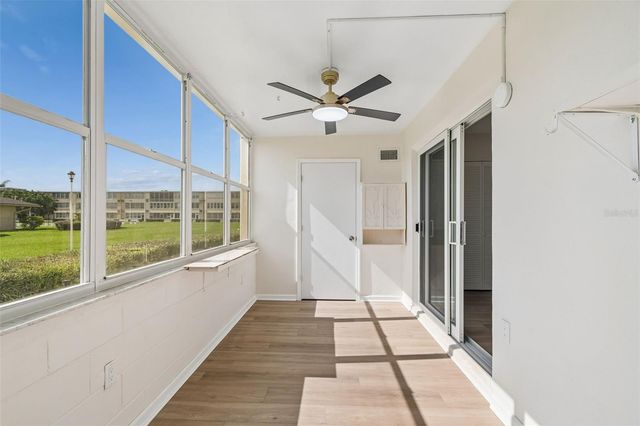 8101 11TH STREET N 125, St Petersburg, FL 33702