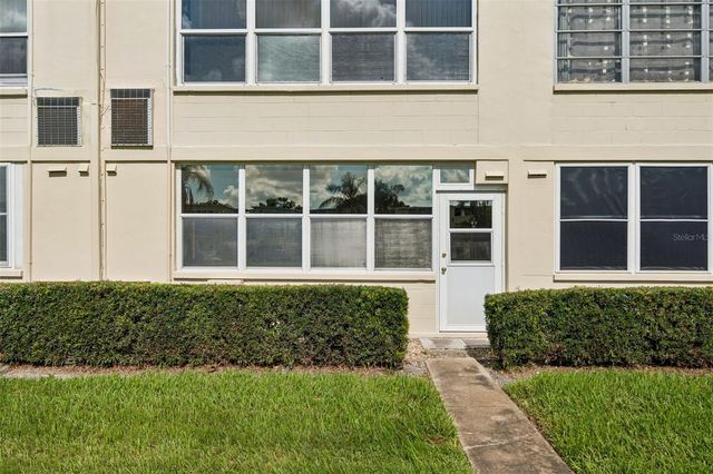8101 11TH STREET N 125, St Petersburg, FL 33702