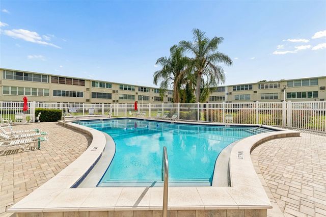 8101 11TH STREET N 125, St Petersburg, FL 33702