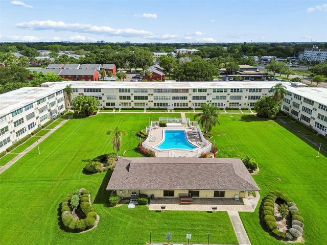 8101 11TH STREET N 125, St Petersburg, FL 33702