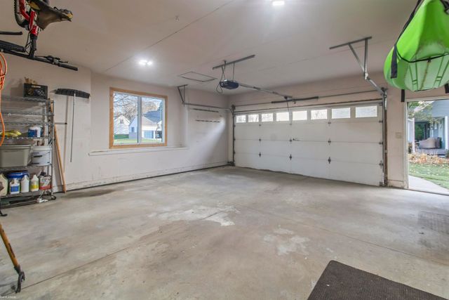 758 Highland Drive, Saint Clair, MI 48079