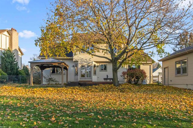 758 Highland Drive, Saint Clair, MI 48079