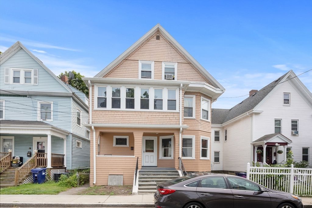 30 Sanford St 1, Boston, MA 02126