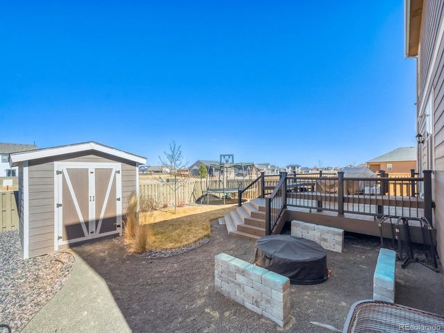 616 Sawyers Pond Dr, Windsor, CO 80550