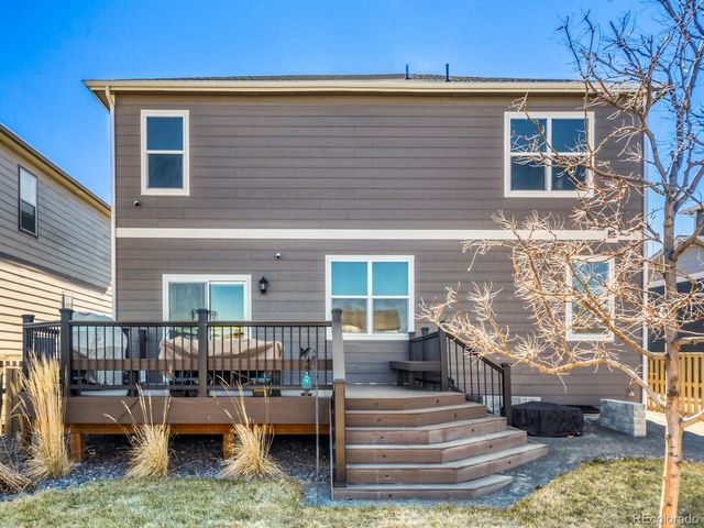 616 Sawyers Pond Dr, Windsor, CO 80550